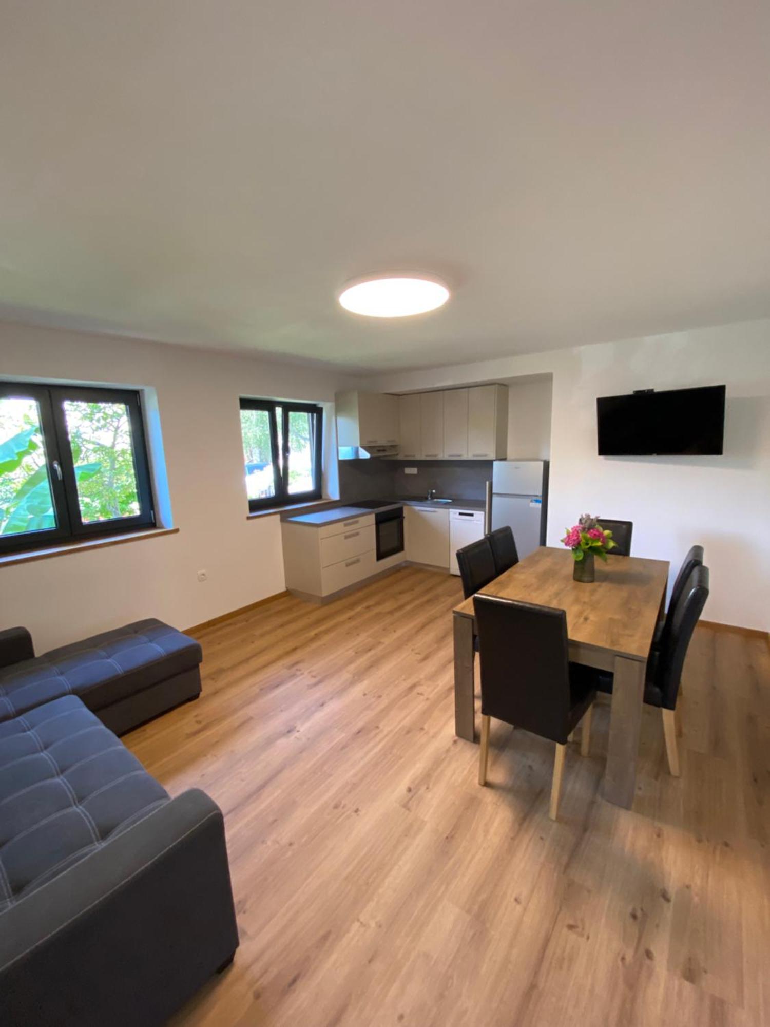 Apartma Pri Stajerki Most Na Soci Exterior photo